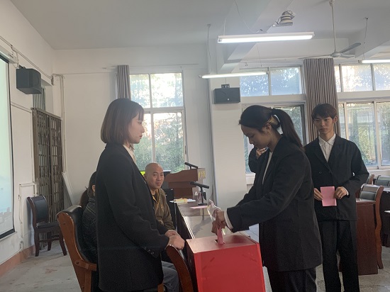 说明: C:\Users\Administrator\Desktop\申博sunbet召开第五次员工代表大会2021.10.21\申博sunbet召开第五次员工代表大会2021.10.21\2.jpg