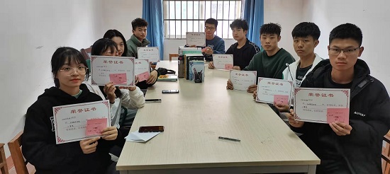 说明: C:\Users\Administrator\Desktop\申博sunbet举办文明宿舍评比活动\申博sunbet举办文明宿舍评比活动\1fbd83d2de51fa80b76aaba130f3769.jpg