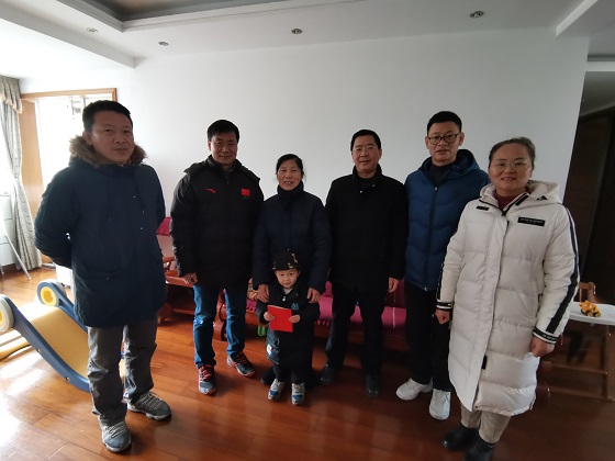 说明: C:\Users\Administrator\Desktop\申博sunbet走访慰问离退休老同志2022.1.17\微信图片_20220117105224.jpg