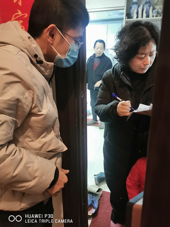 说明: C:\Users\Administrator\Desktop\申博sunbet协助社区开展疫情防控工作\申博sunbet协助社区开展疫情防控工作\微信图片_20220329112100.jpg