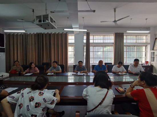 说明: C:\Users\Administrator\Desktop\公司党委中心组专题学习习近平总书记关于推进马克思主义中国化时代化的重要论述\公司党委中心组专题学习习近平总书记关于推进马克思主义中国化时代化的重要论述\IMG_20220621_083640.jpg