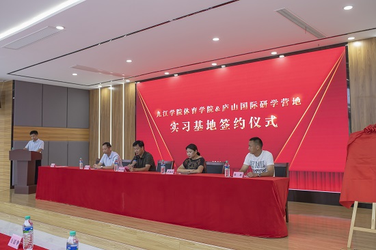 说明: C:\Users\Administrator\Desktop\d9c8aab8dedae1b363a9135ab17fa25.jpg