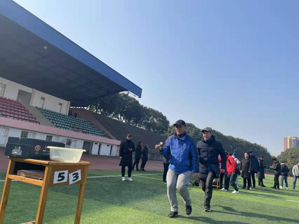 说明: ce30ab0572f599bf12b5b30764ab600